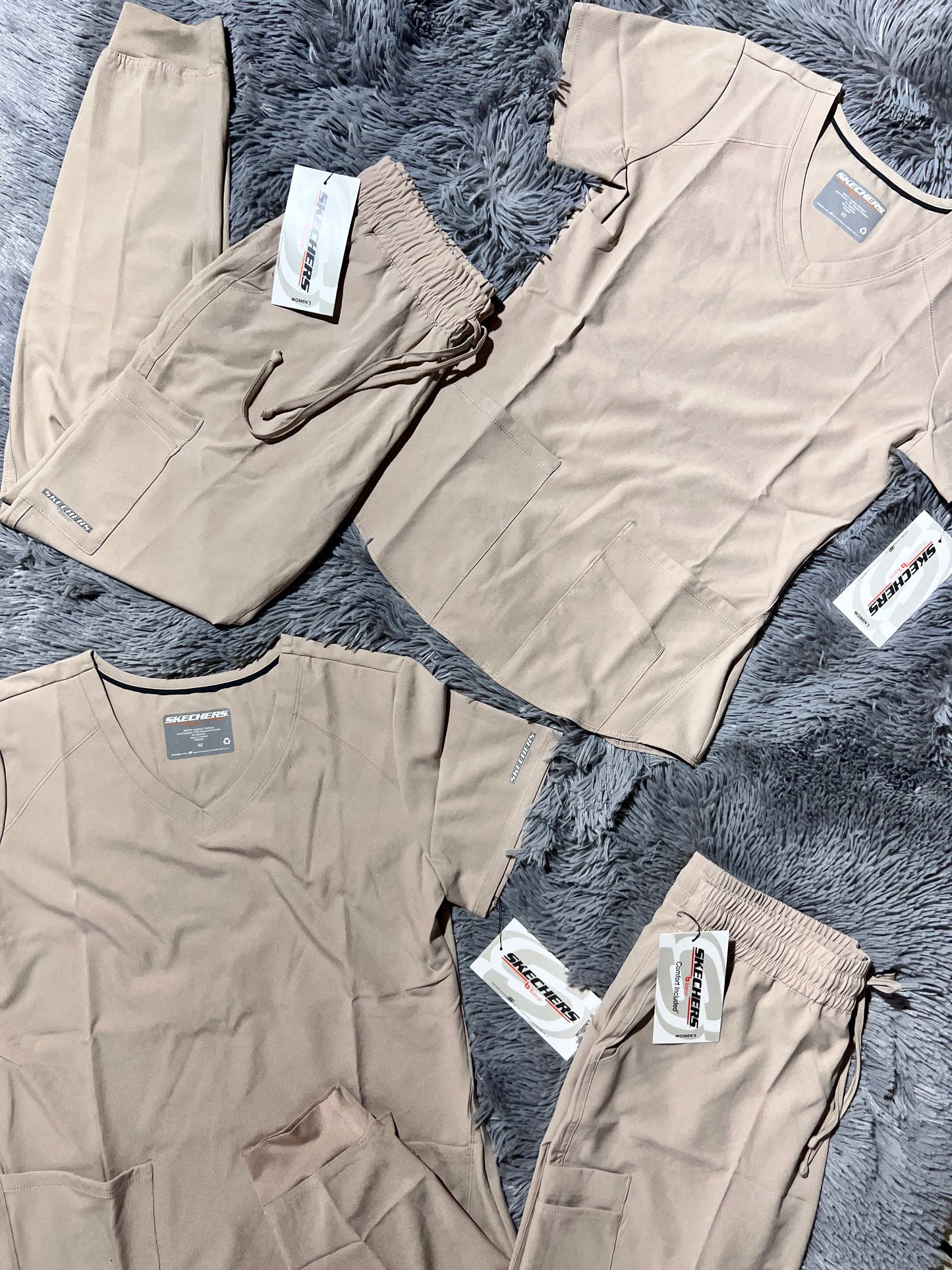 SKECHERS Vitality Khaki Conjunto Quirúrgico Jogger
